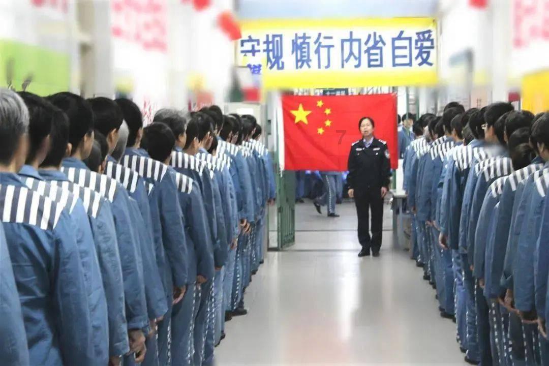 救援飞行员